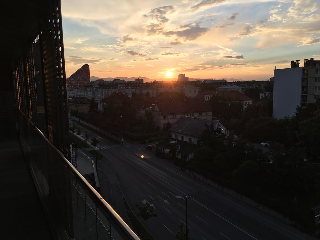 Tiliastay Ljubljana Exteriör bild